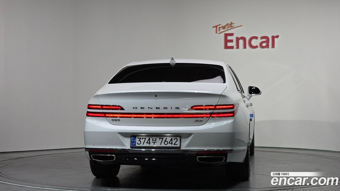 Genesis G90 2021