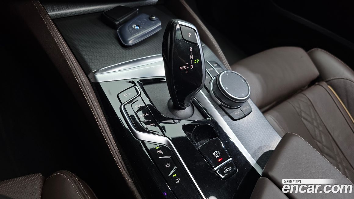 BMW Gran Turismo 2024