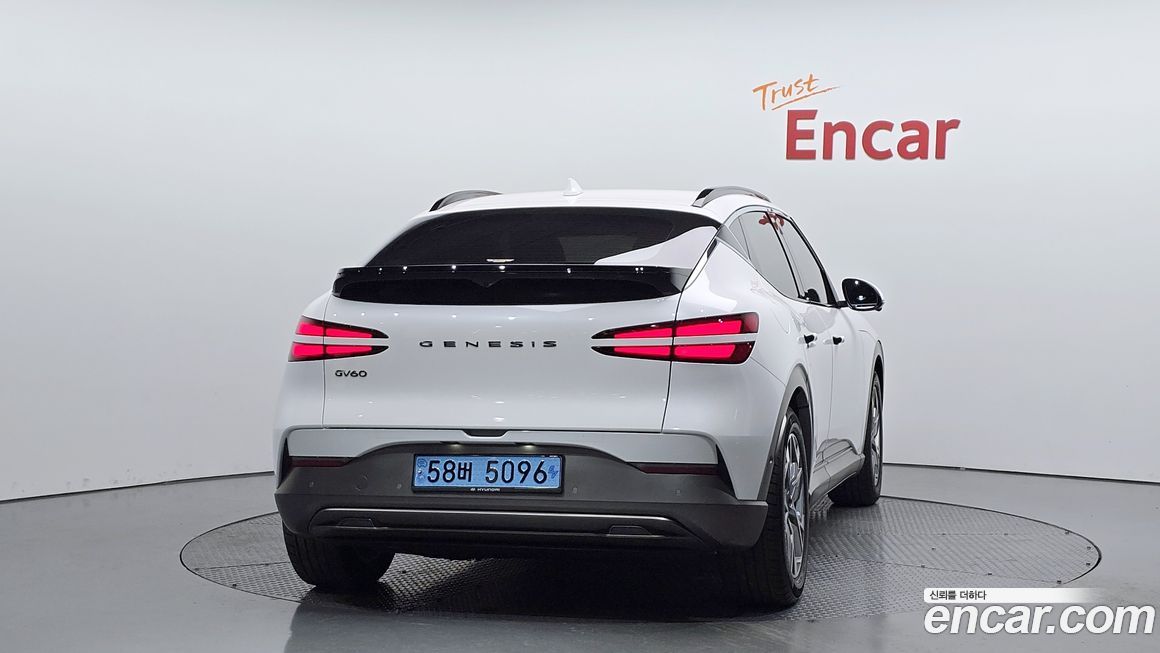 Genesis GV60 2023