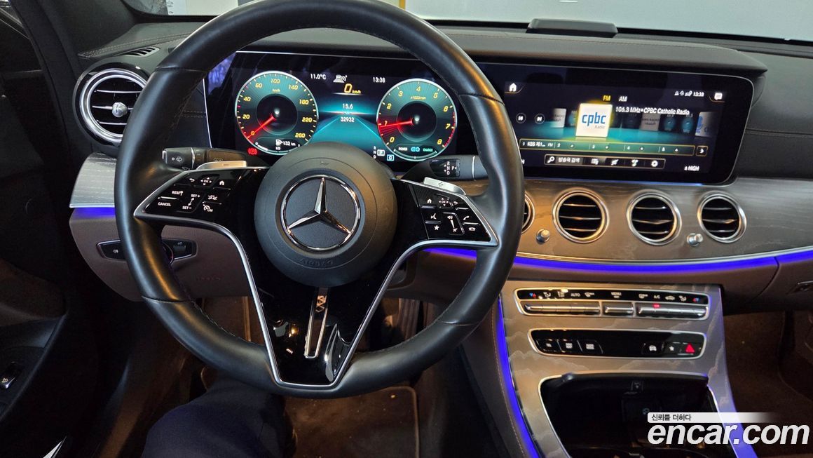 Mercedes-Benz E-Class 2023