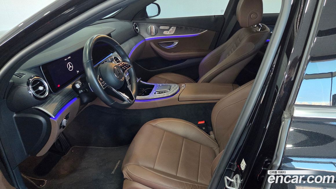 Mercedes-Benz E-Class 2023