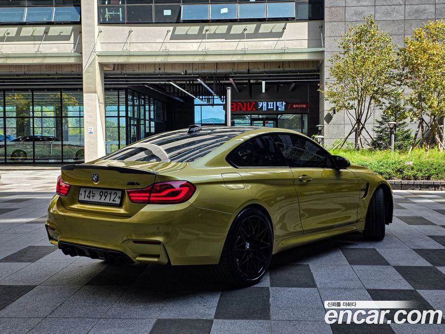 BMW M4 2018