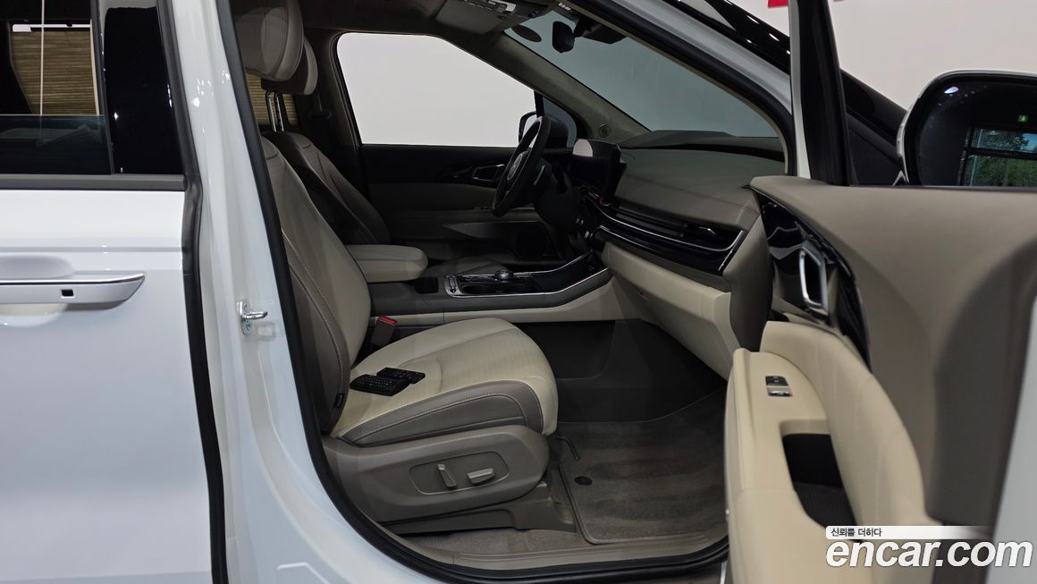 Kia Canival 2025