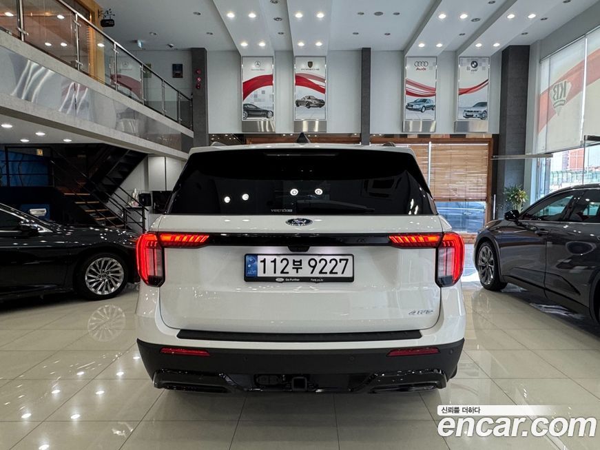Ford Explorer 2025