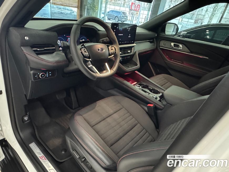 Ford Explorer 2025