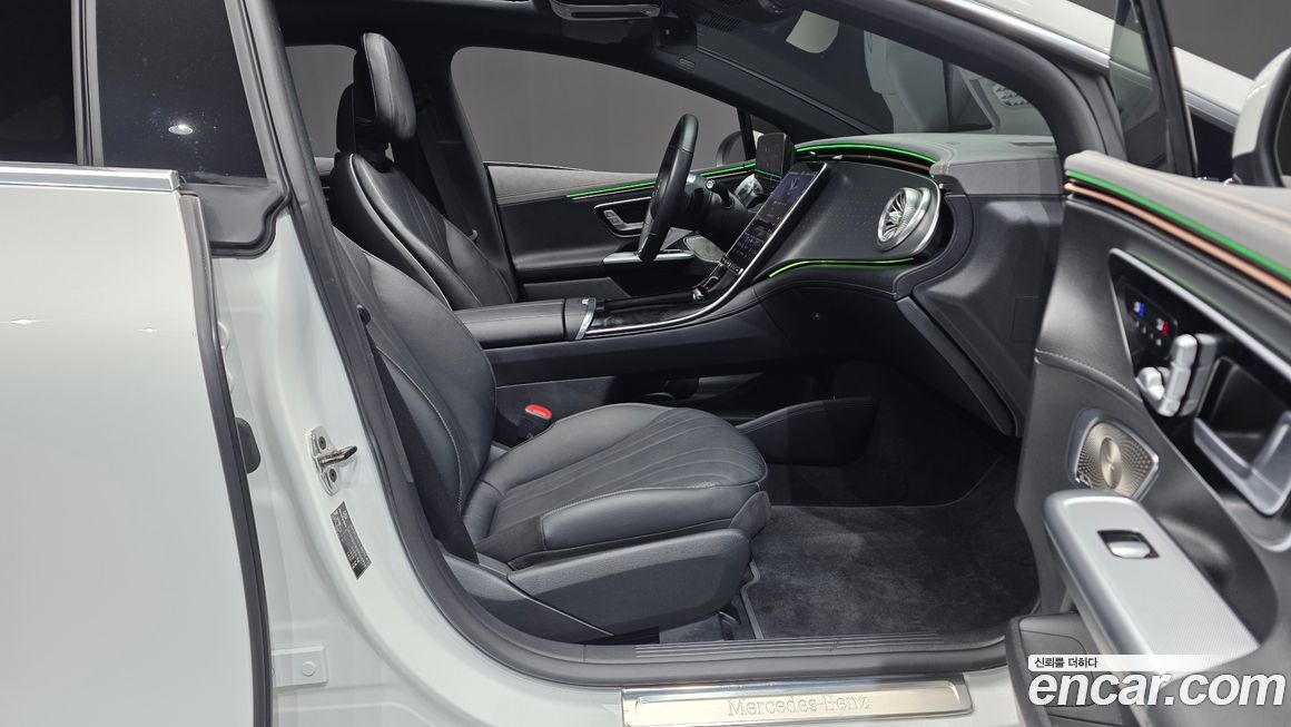 Mercedes-Benz EQE 2023