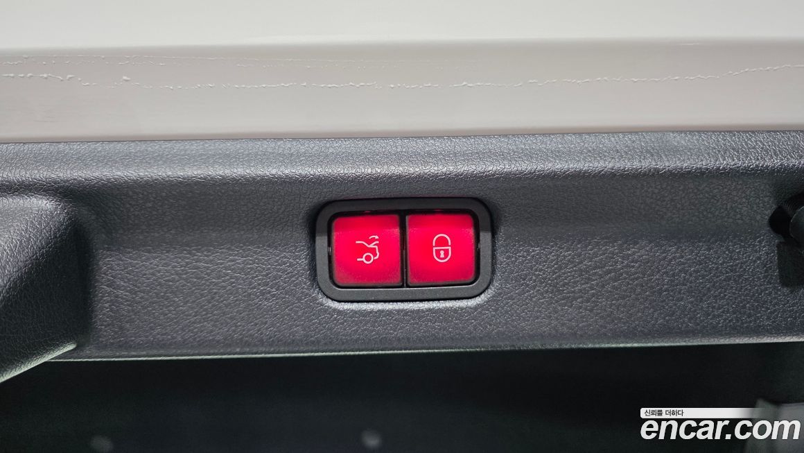 Mercedes-Benz EQE 2023