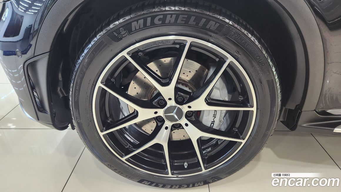 Mercedes-Benz GLC-Class 2023