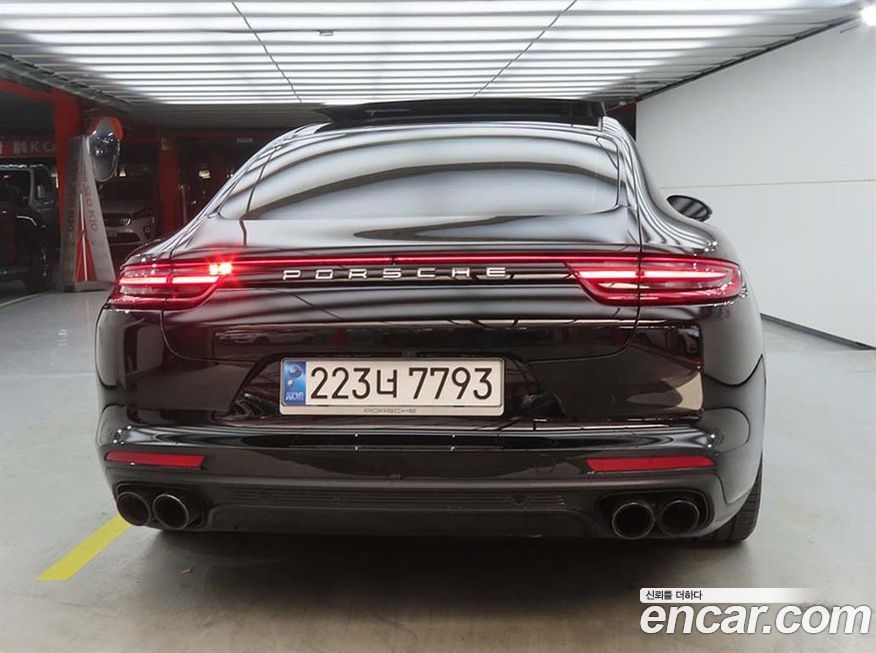 Porsche Panamera 2018