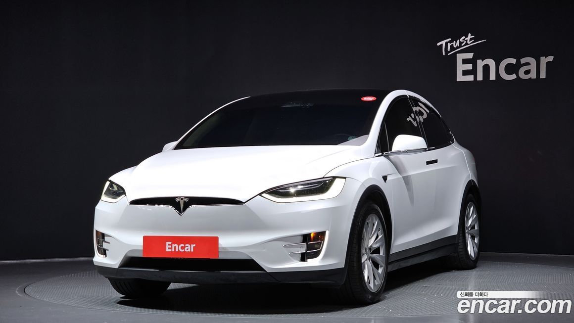 Tesla Model X 2018