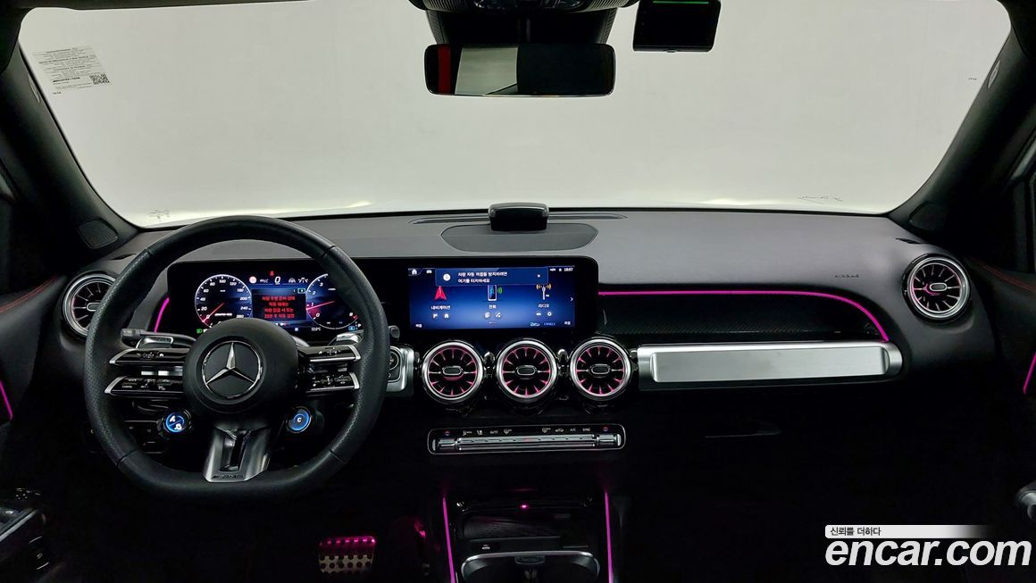 Mercedes-Benz GLB-Class 2025