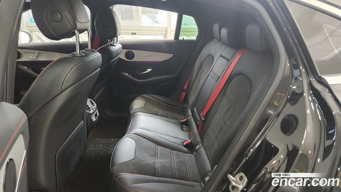 Mercedes-Benz GLC-Class 2023