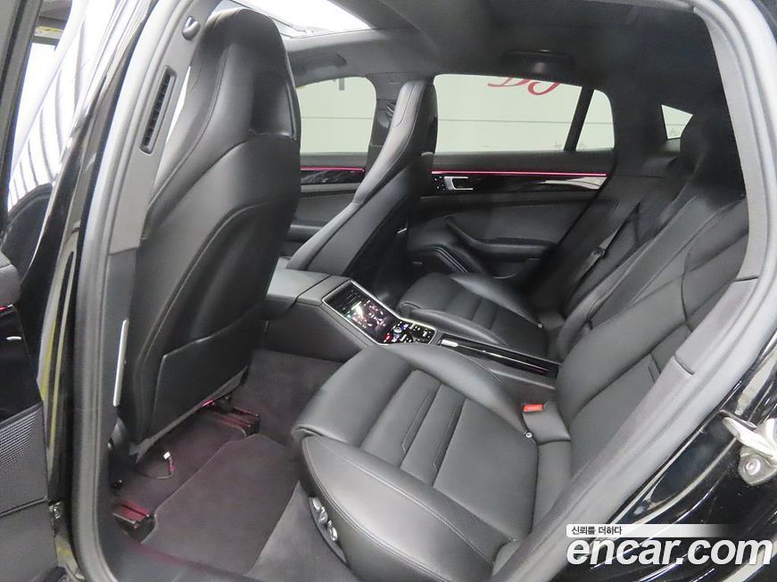 Porsche Panamera 2018
