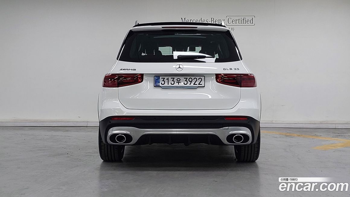 Mercedes-Benz GLB-Class 2025