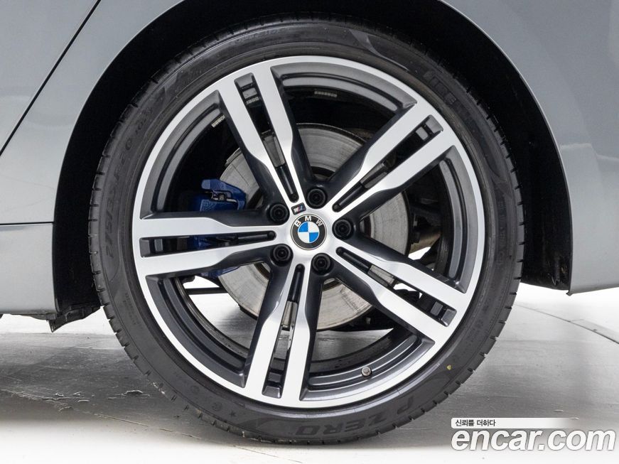 BMW Gran Turismo 2024