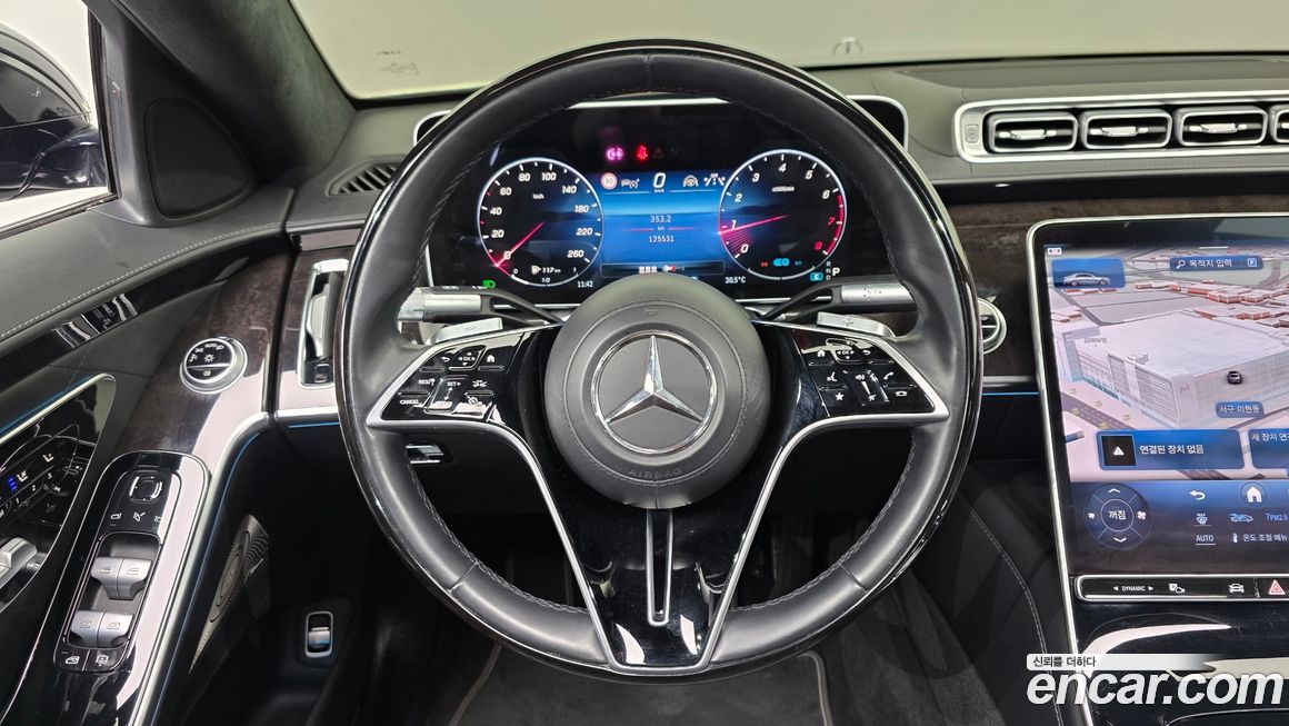 Mercedes-Benz S-Class 2021