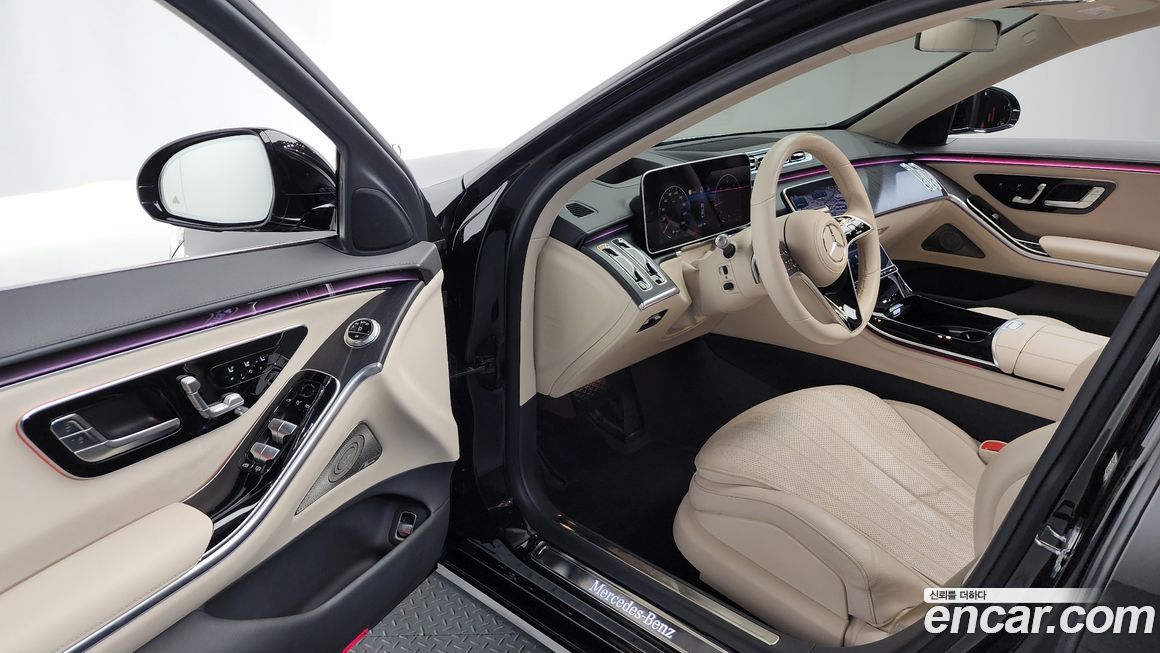 Mercedes-Benz S-Class 2021