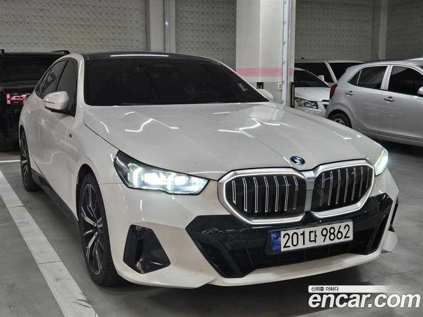 BMW 5-Series 2025