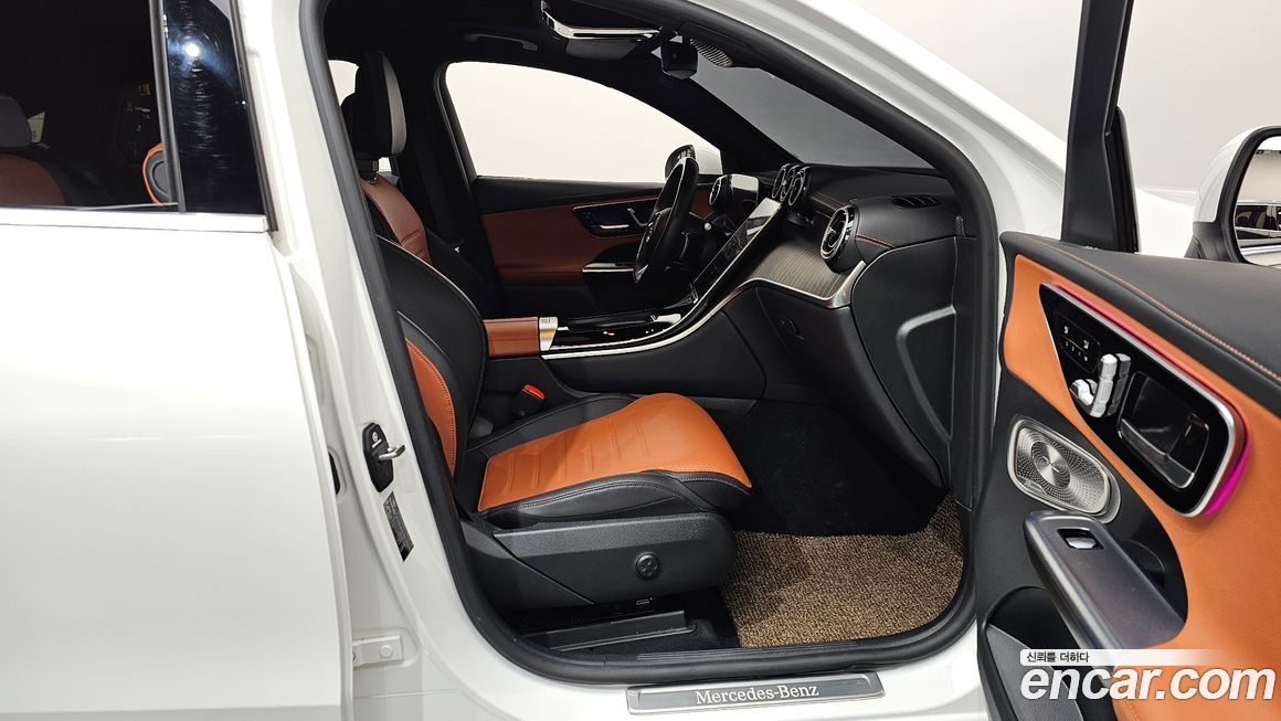 Mercedes-Benz GLC-Class 2024