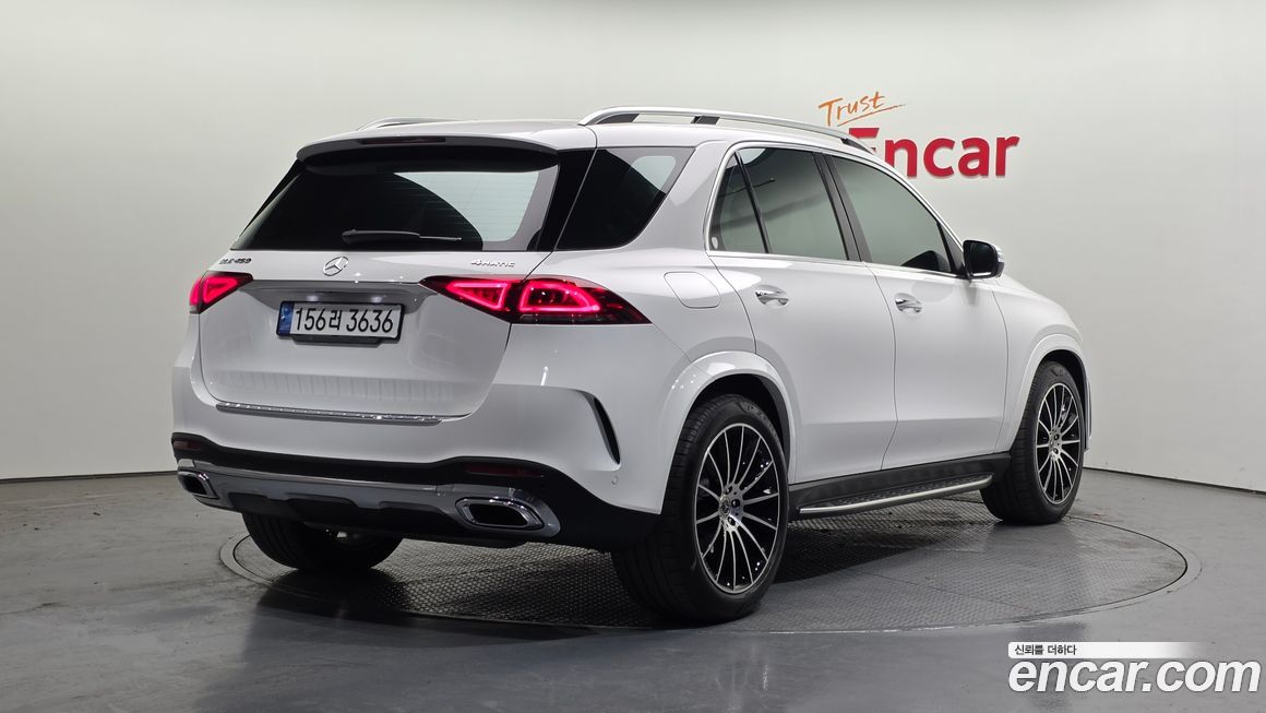 Mercedes-Benz GLE-Class 2023