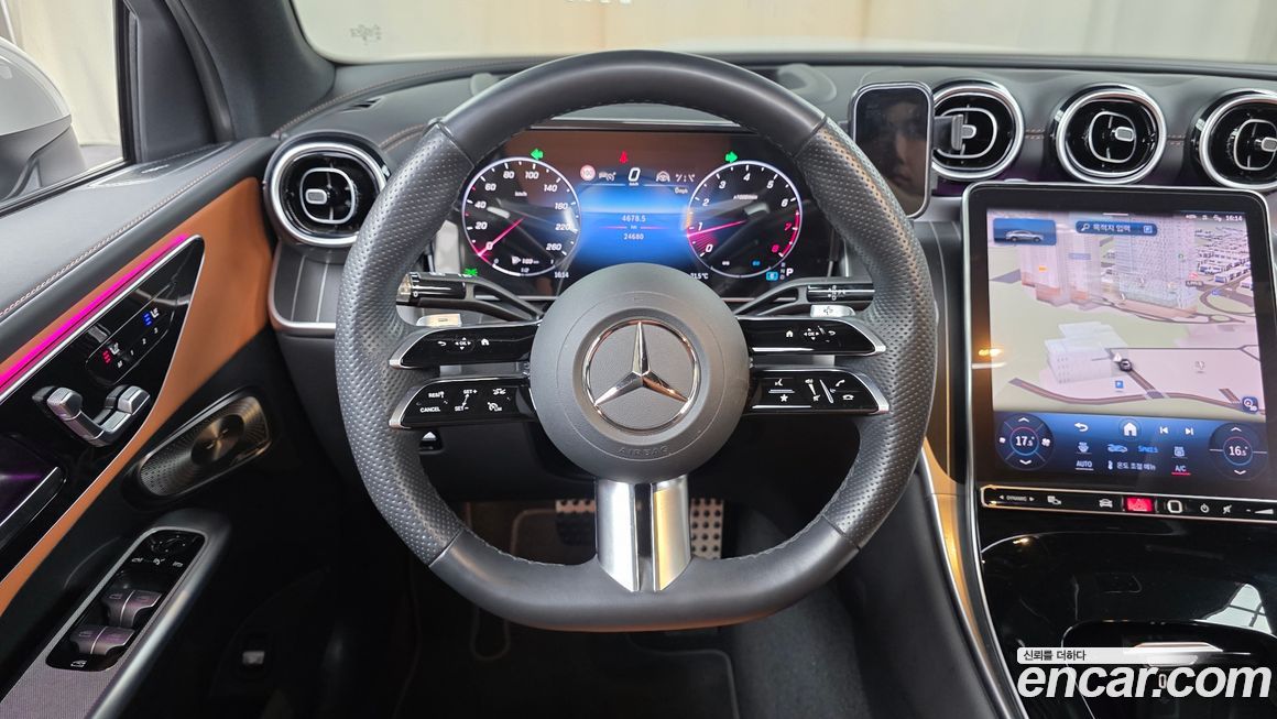 Mercedes-Benz GLC-Class 2024