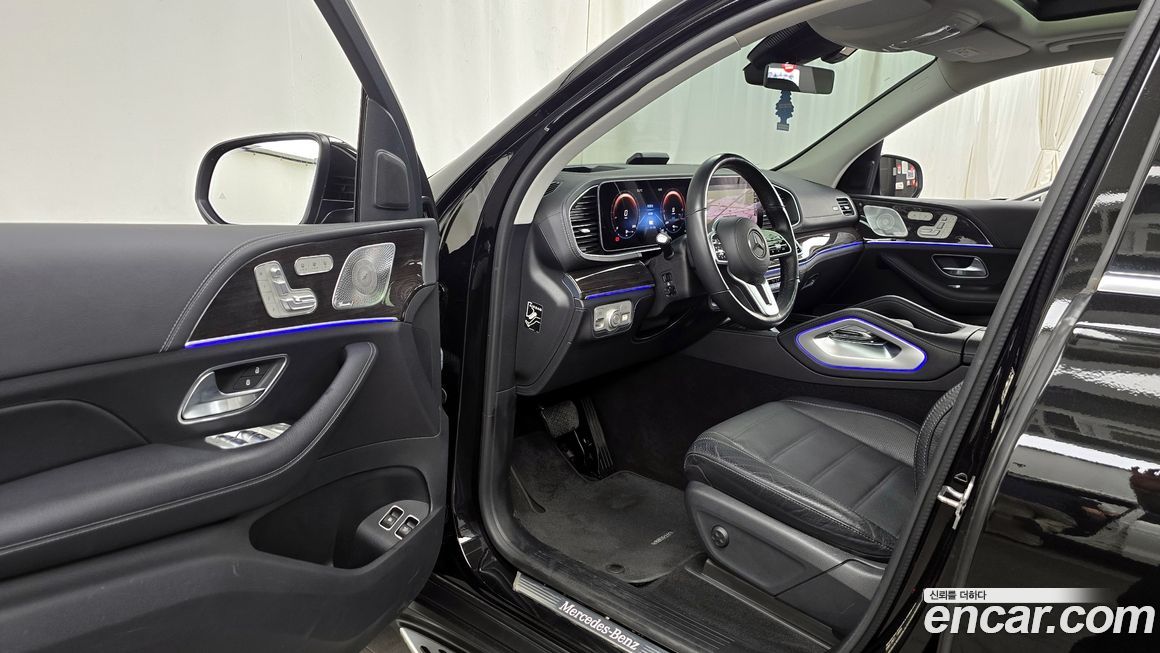 Mercedes-Benz GLE-Class 2021