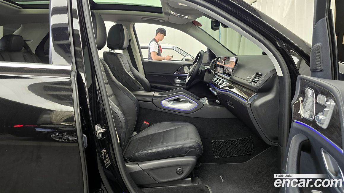 Mercedes-Benz GLE-Class 2021