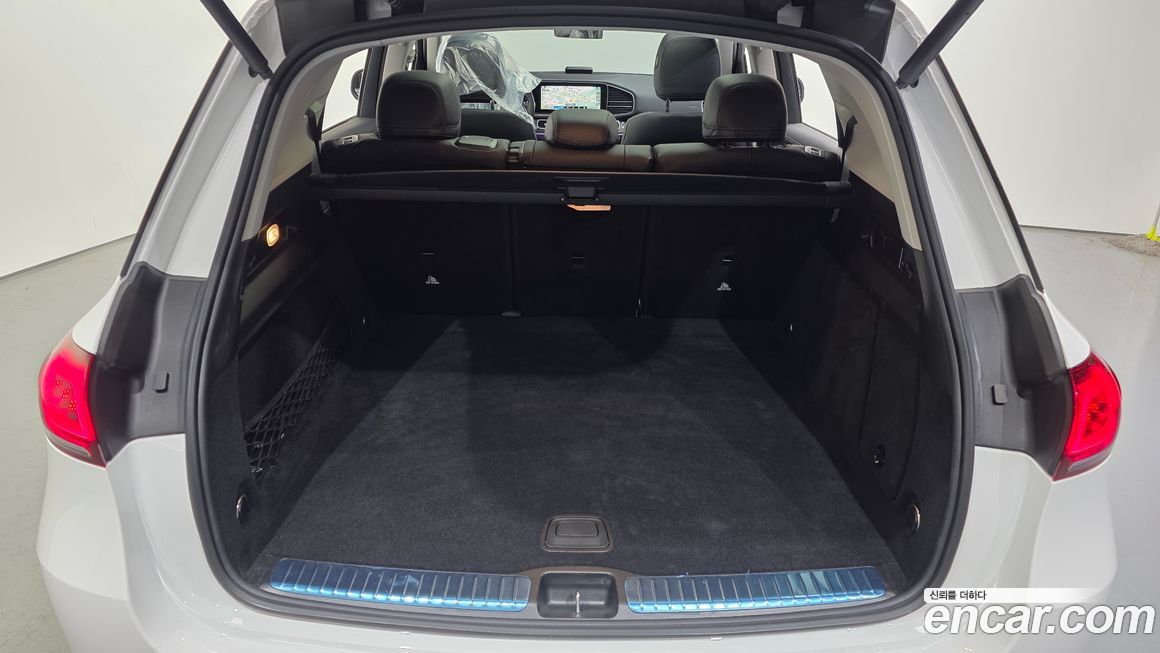 Mercedes-Benz GLE-Class 2023