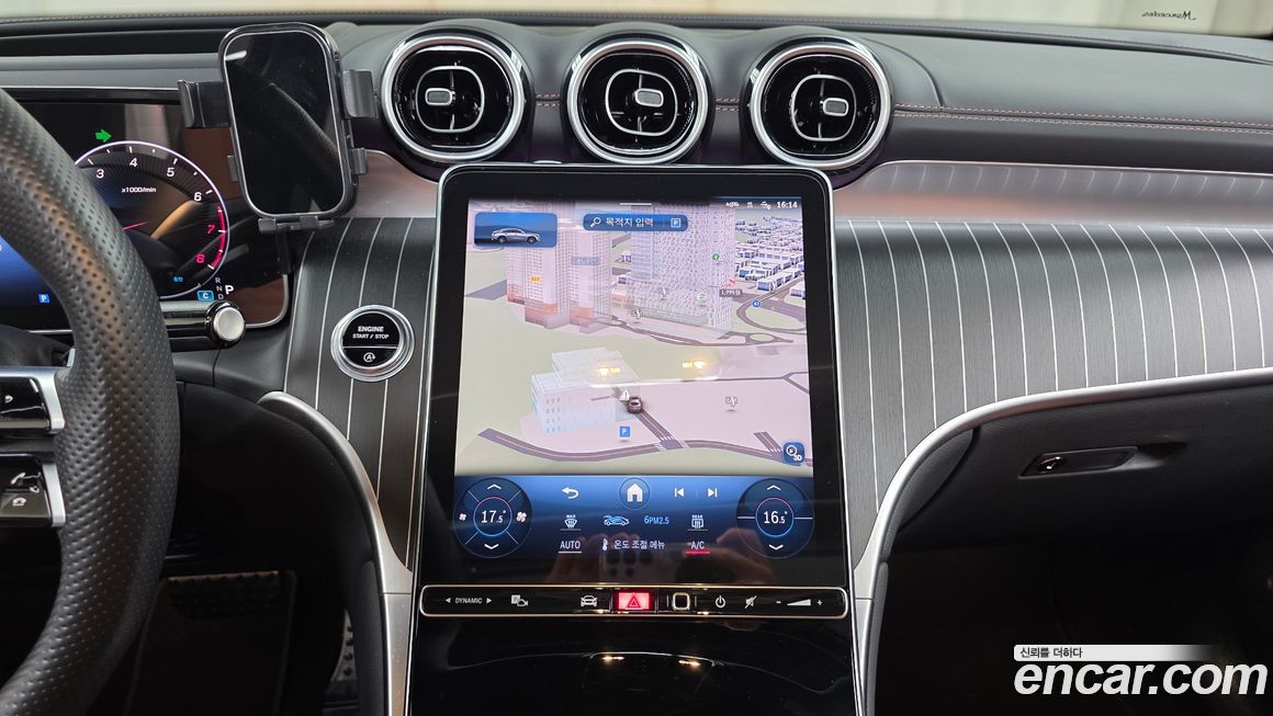 Mercedes-Benz GLC-Class 2024