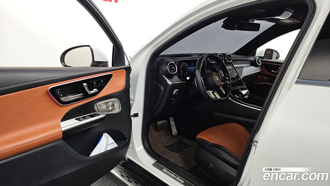 Mercedes-Benz GLC-Class 2024