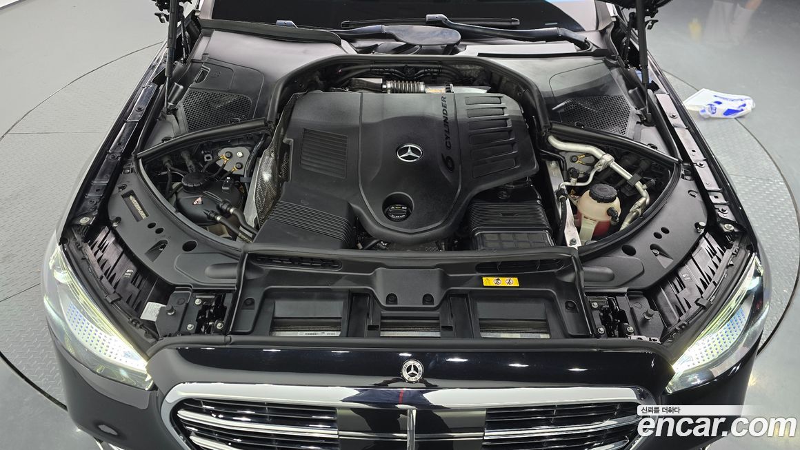 Mercedes-Benz S-Class 2022