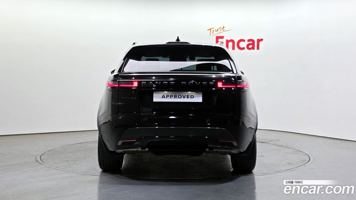 Land Rover Range Rover Velar 2025