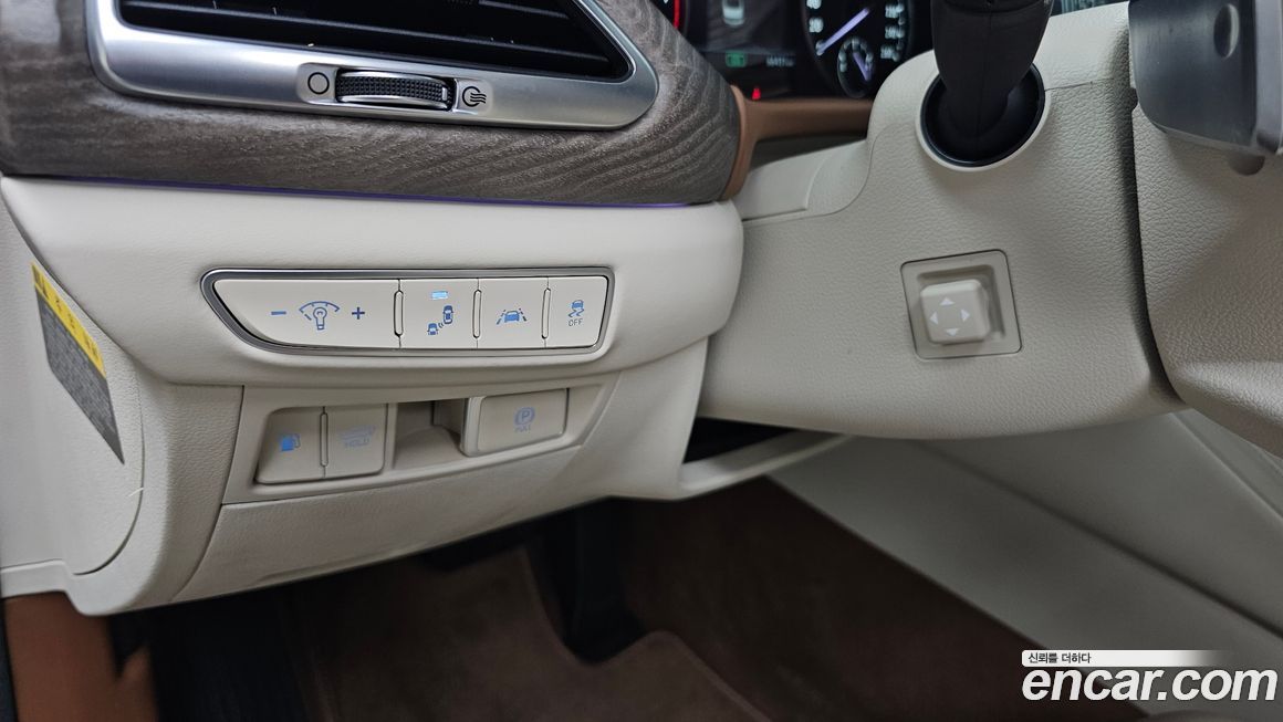 Genesis G90 2021