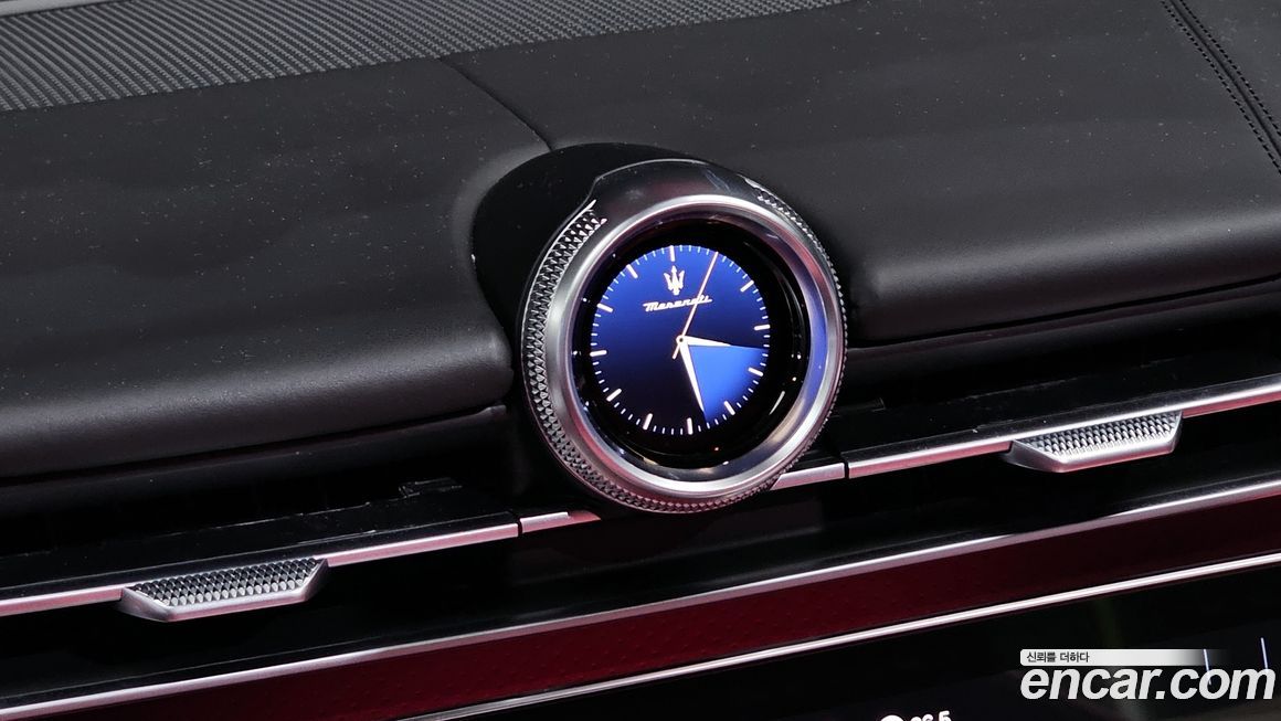 Maserati Grecale 2023