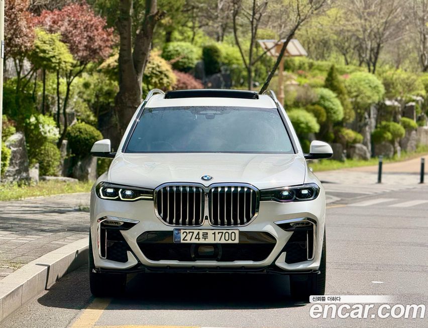 BMW X7 2021