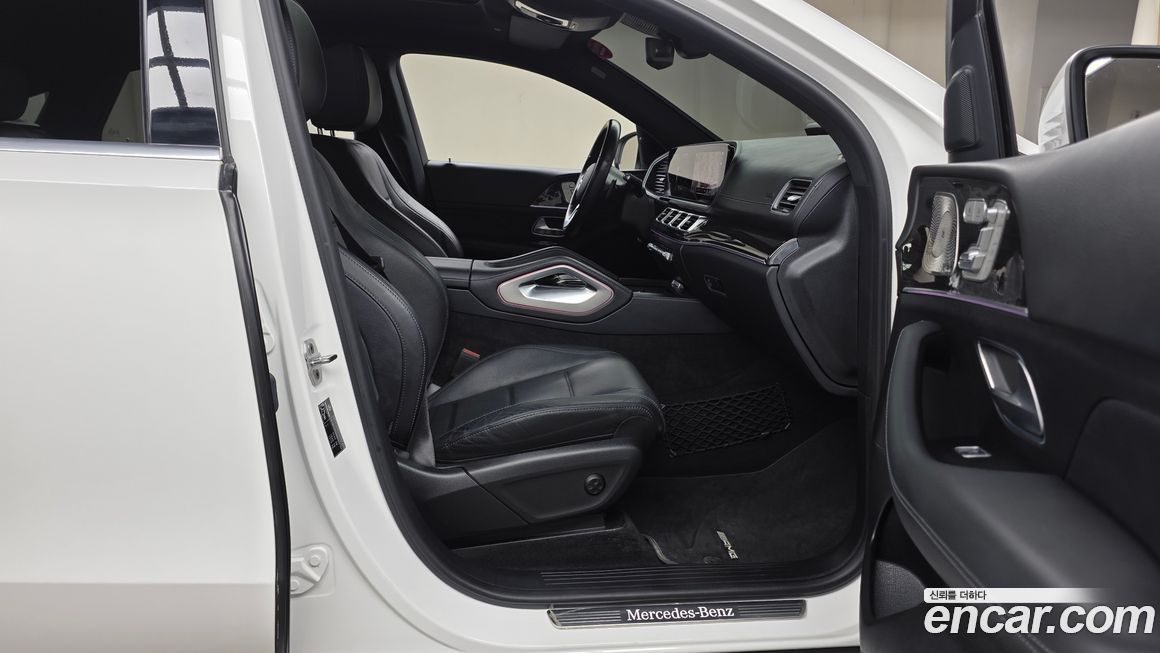 Mercedes-Benz GLE-Class 2021