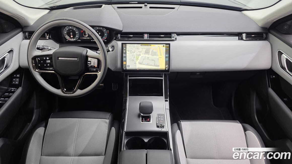 Land Rover Range Rover Velar 2025