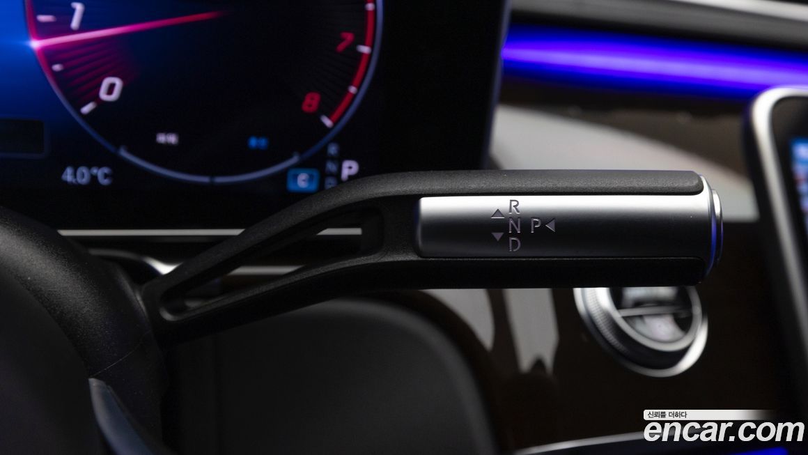 Mercedes-Benz S-Class 2021