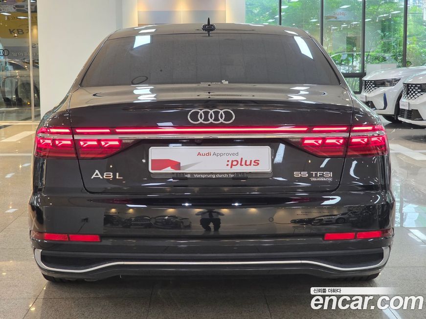 Audi A8 2023