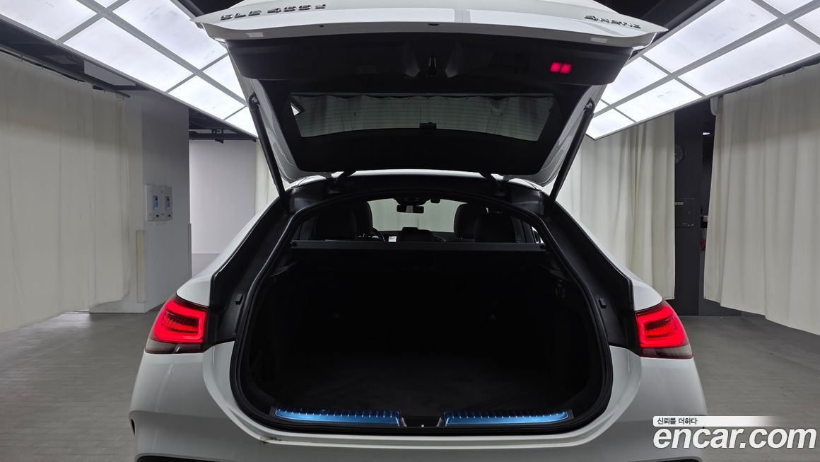 Mercedes-Benz GLE-Class 2021