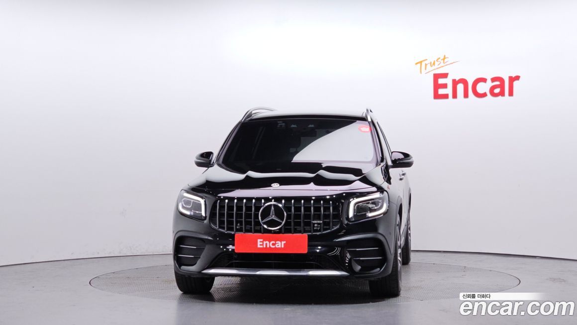 Mercedes-Benz GLB-Class 2023