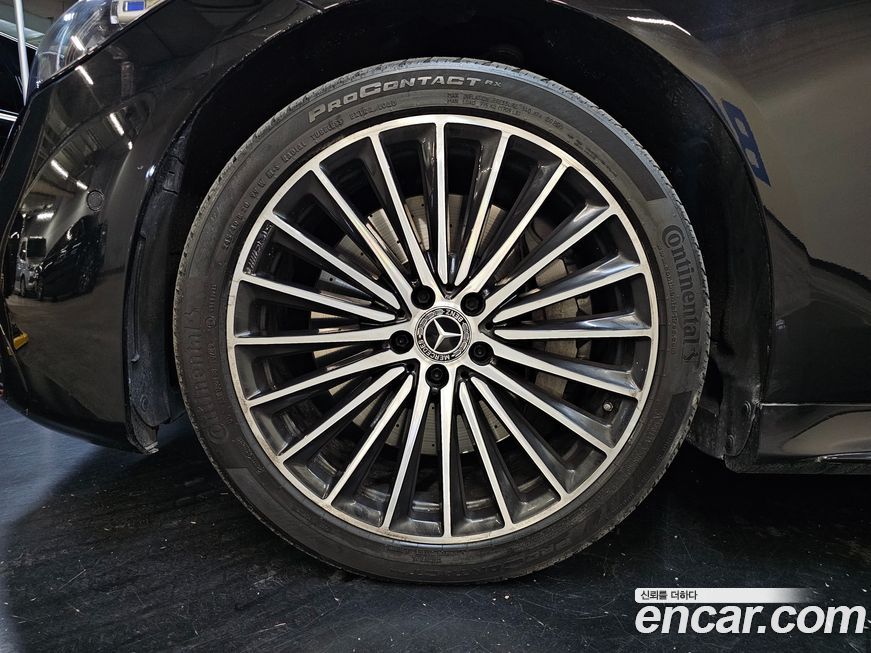 Mercedes-Benz S-Class 2022