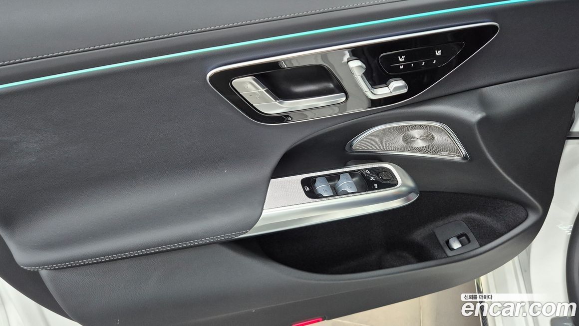 Mercedes-Benz E-Class 2025