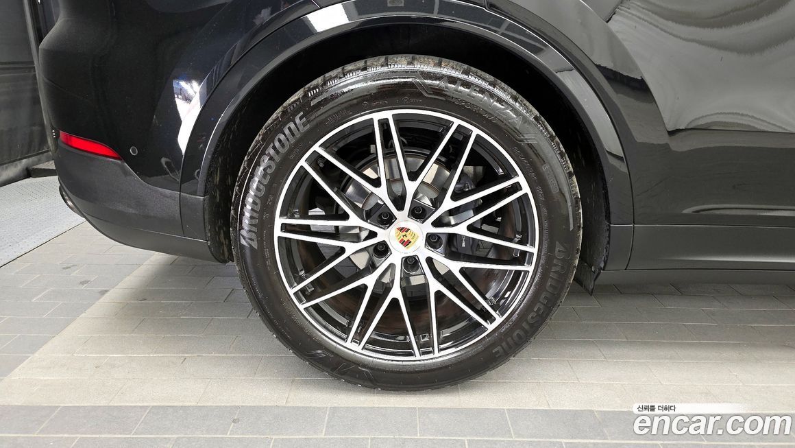 Porsche Cayenne 2024