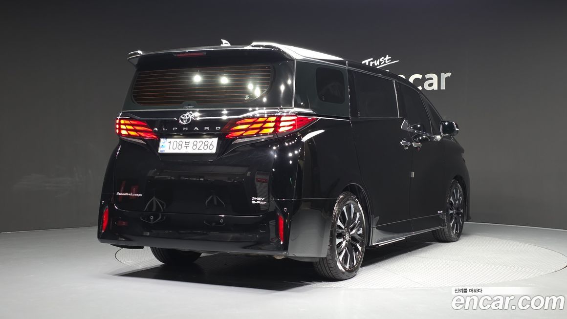 Toyota Alphard 2024