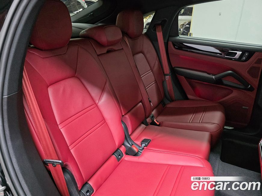 Porsche Cayenne 2023