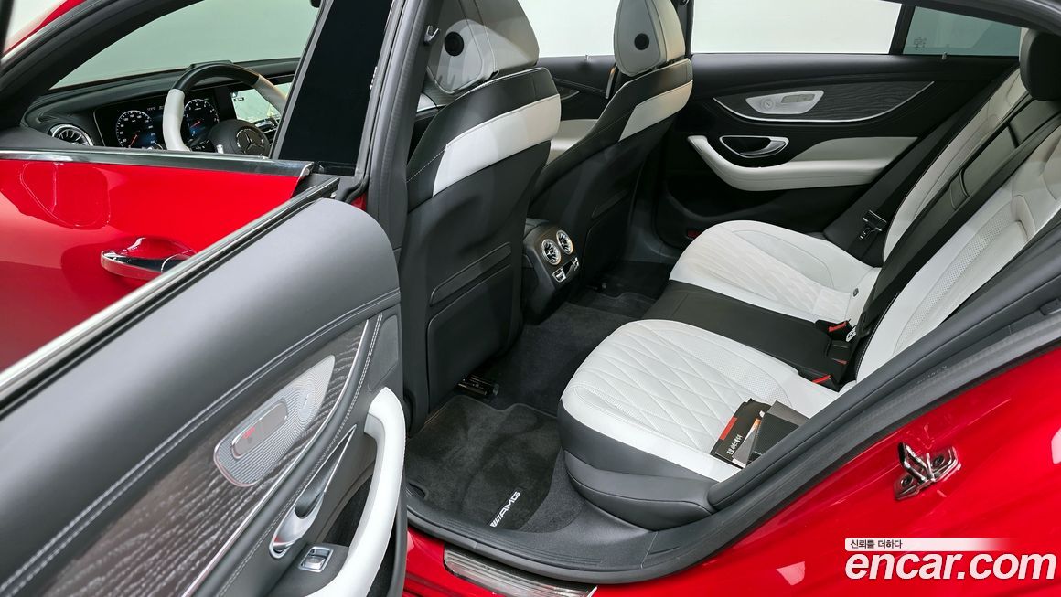 Mercedes-Benz AMG GT 2023