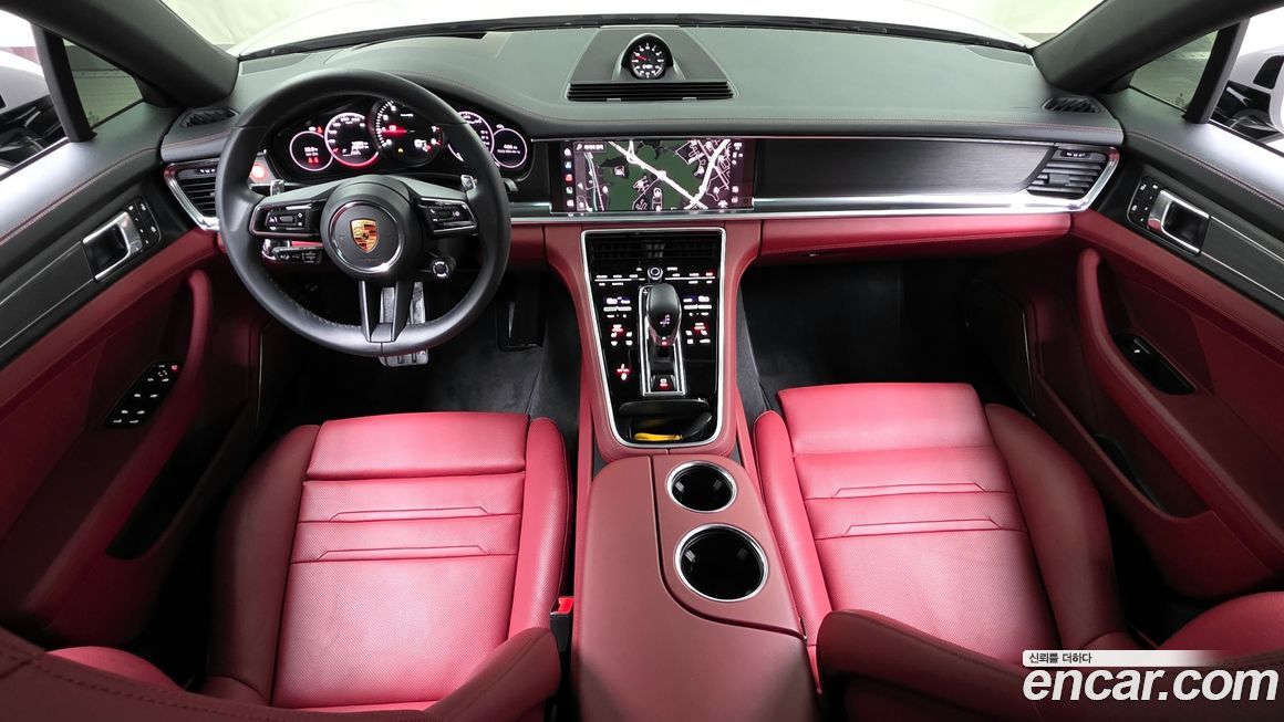 Porsche Panamera 2023