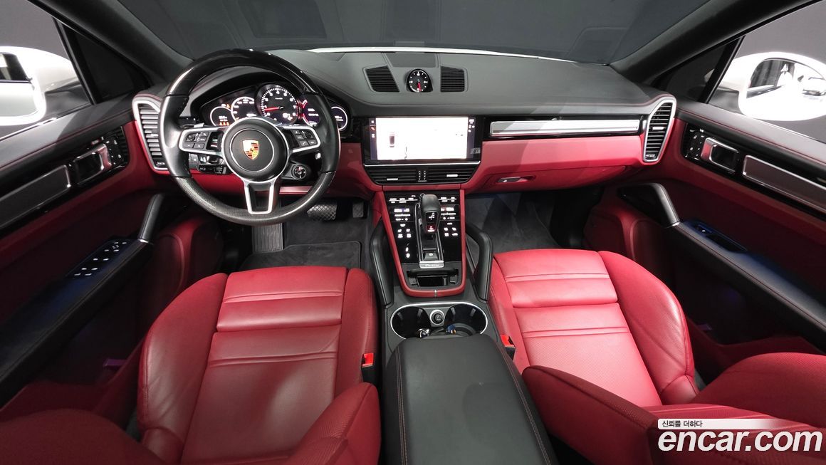 Porsche Cayenne 2022