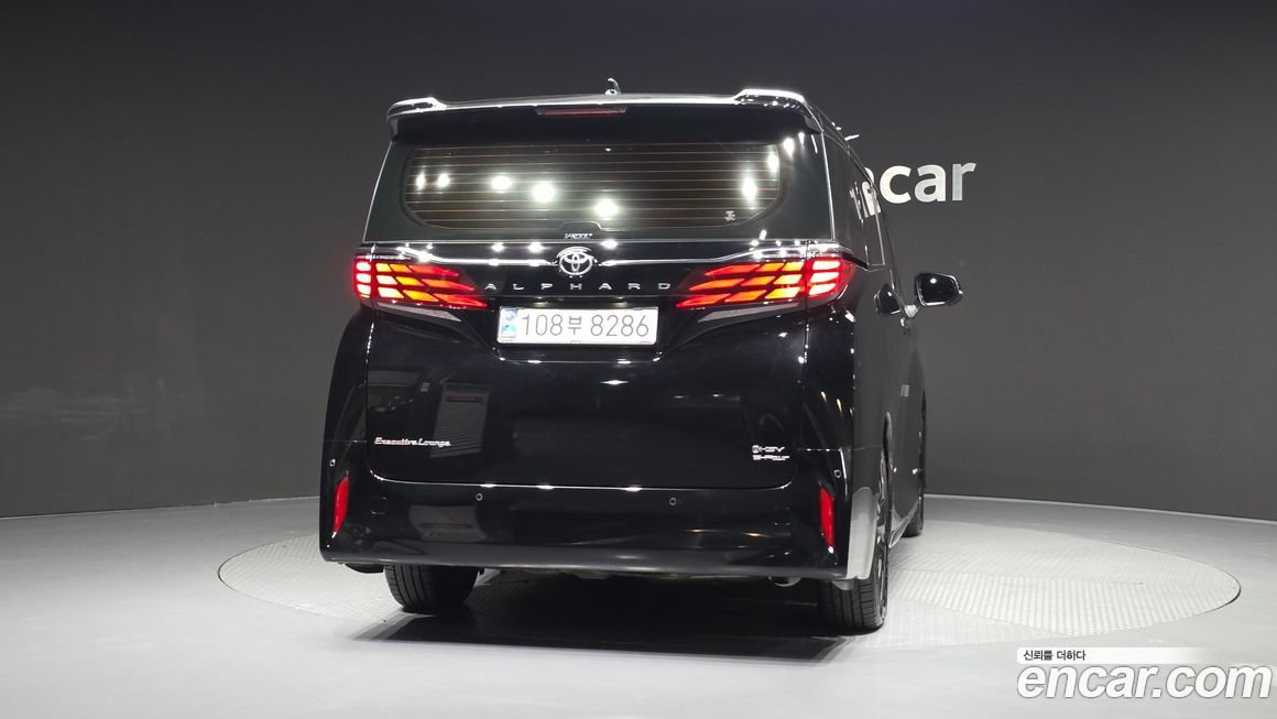 Toyota Alphard 2024